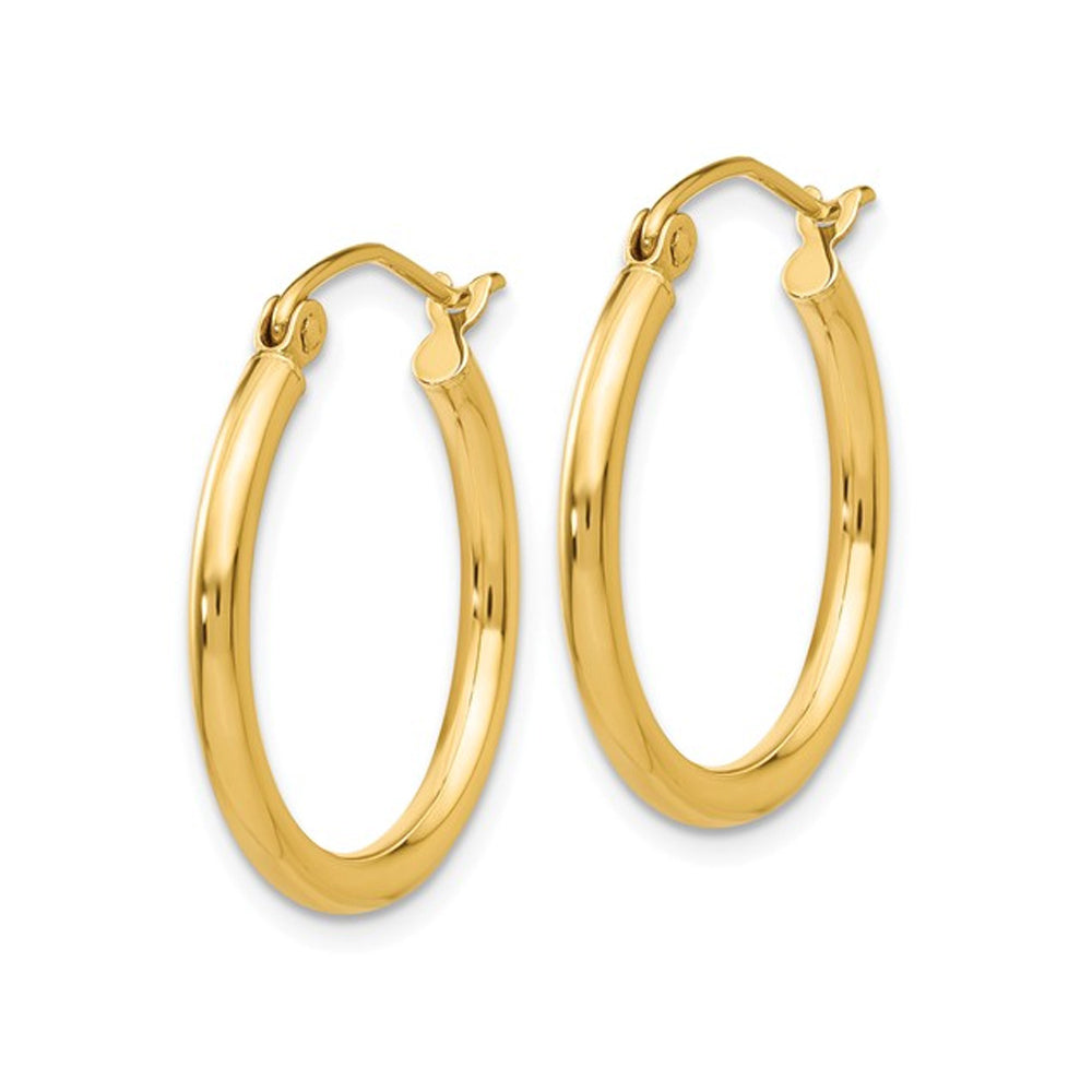 Small Hoop Earrings in 14K Yellow Gold 3/4 Inch (2.00 mm) Image 4