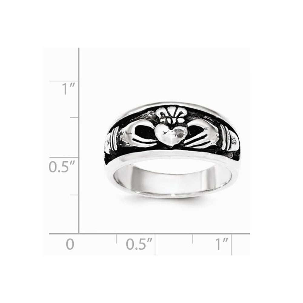 Ladies Antiqued Claddagh Ring in Sterling Silver Image 2