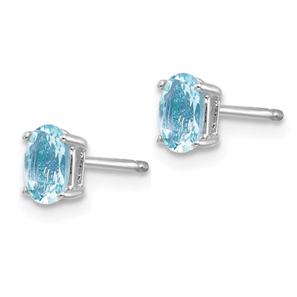 2/3 Carat (ctw) Solitaire Oval Cut Aquamarine Earrings in 14K White Gold Image 2