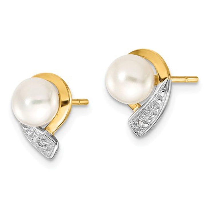 14K Yellow Gold Freshwater Cultured White Pearl 5-6mm Post Earrings with Accent Diamonds Image 4