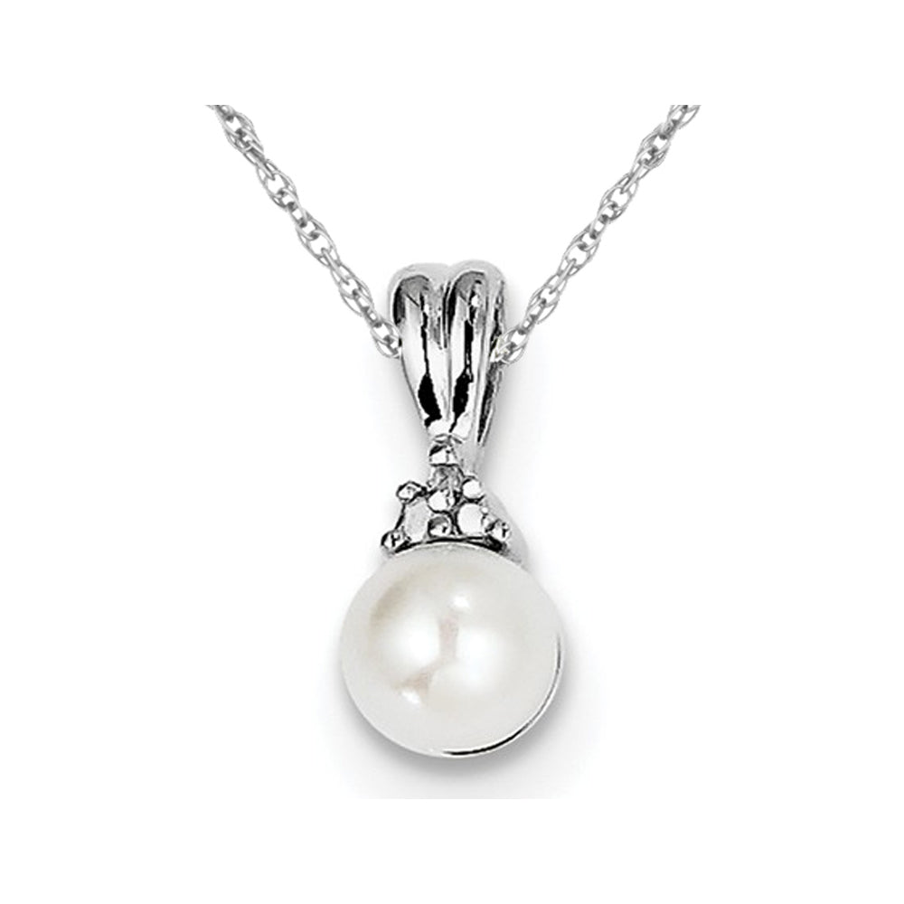 White Cultured Freshwater Pearl 6mm Pendant Necklace in Sterling Silver with Chain Image 1