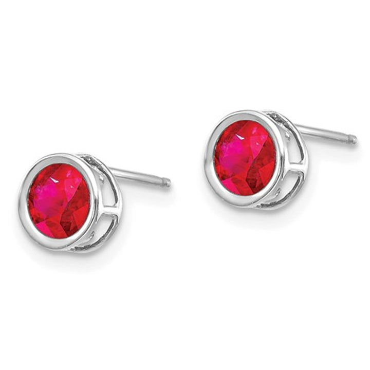 Ruby 1.40 Carat (ctw) Stud Earrings 5mm in 14K White Gold Image 3