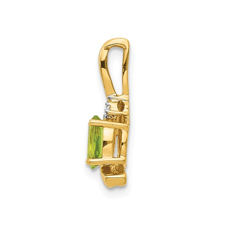 1/2 Carat (ctw) Natural Green Peridot Pendant Necklace in 14K Yellow Gold with Chain Image 3