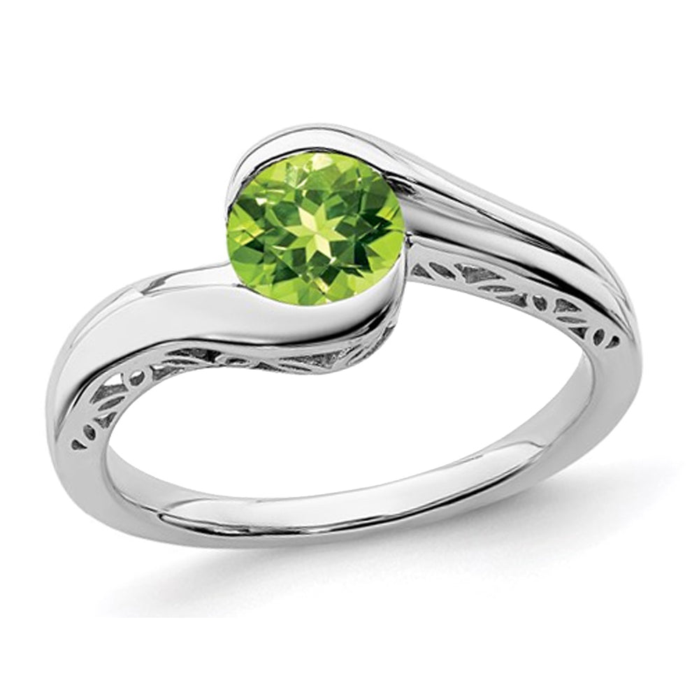 Solitaire Peridot Ring 7/10 Carat (ctw) in 10K White Gold Image 1