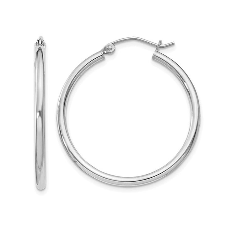 Medium Hoop Earrings in Sterling Silver 1 1/4 (2.0mm) Image 1