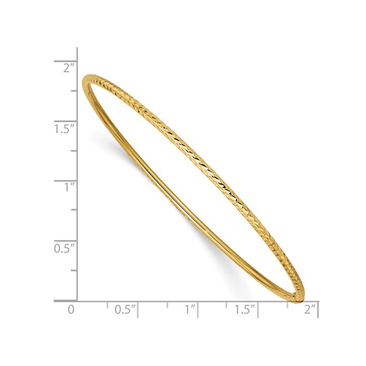 Diamond Cut 2mm Slip On Bangle in 14K Yellow Gold Image 3