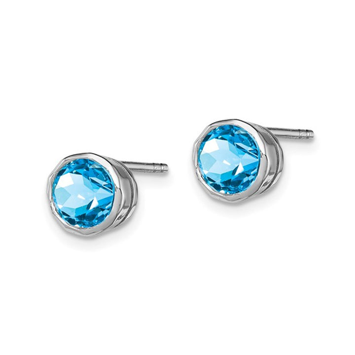2/5 Carat (ctw) Sky Blue Topaz Stud Earrings in Sterling Silver Image 3