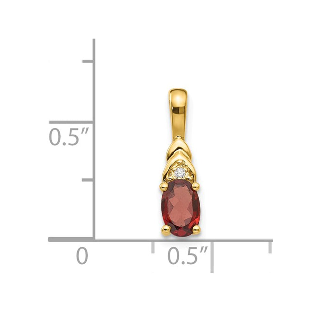 3/5 Carat (ctw) Garnet Pendant Necklace in 14K Yellow Gold with Chain Image 3