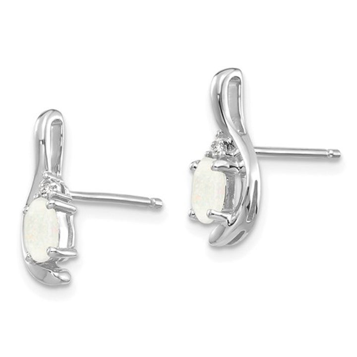 Natural Opal Post Earrings 1/4 Carat (ctw) in 14K White Gold Image 3