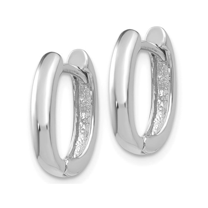 14K White Gold Polished Oval Hoop Earrings (1/2 Inches) Image 4