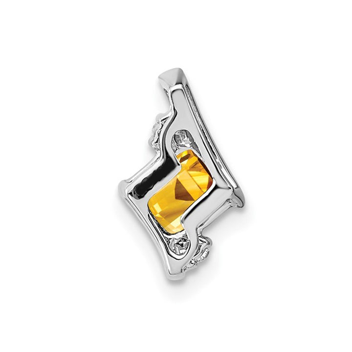 1/2 Carat (ctw) Solitaire Citrine Pendant Necklace in Sterling Silver with Chain Image 3