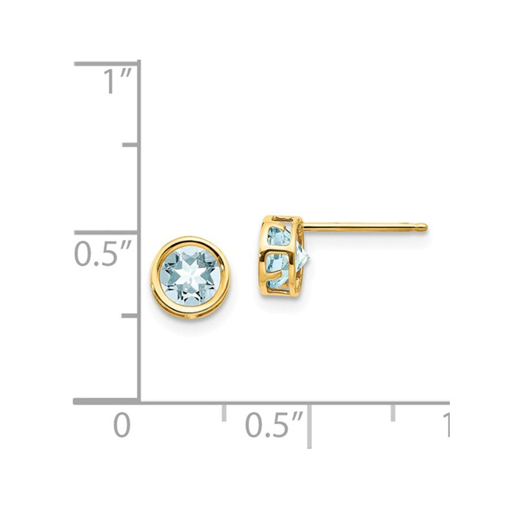 4/5 carat (ctw) Aquamarine Stud Earrings in 14K Yellow Gold Image 2