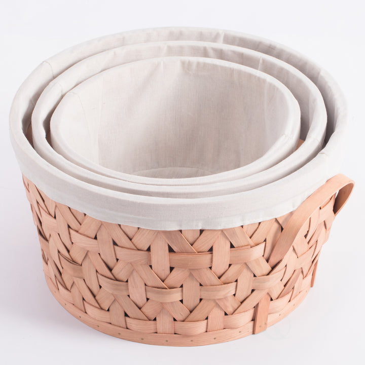 Wooden Round Display Baskets with White Fabric Lining for Fruits Gift Baskets Image 4