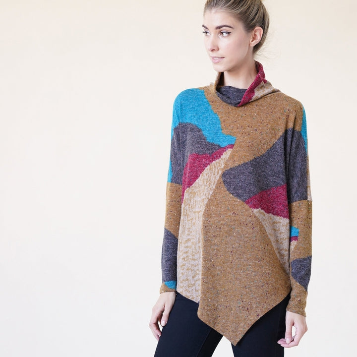 Asymmetrical Color-block Sweater Image 3