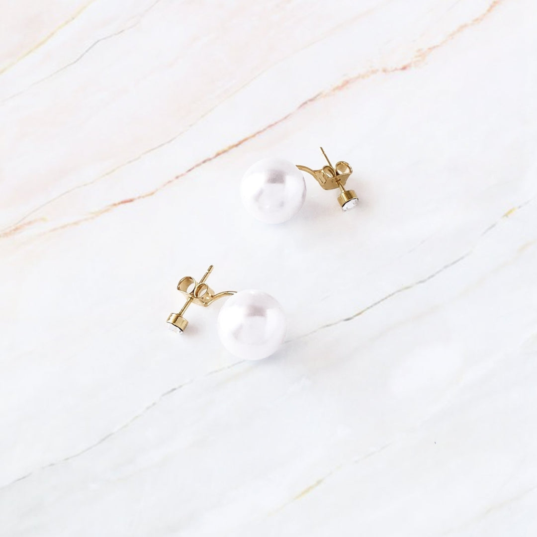 Pearl Stud Earrings Image 1