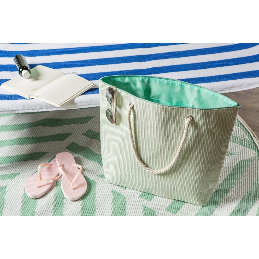 GREEN STRIPE SHIMMER BEACH BAG Image 1