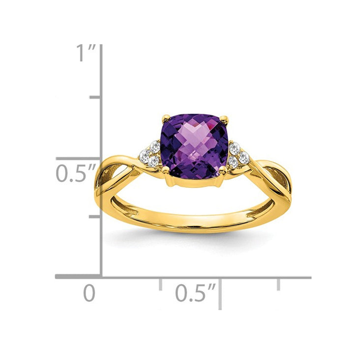 1.75 Carat (ctw) Amethyst Ring in 10K Yellow Gold with Accent Diamonds Image 3