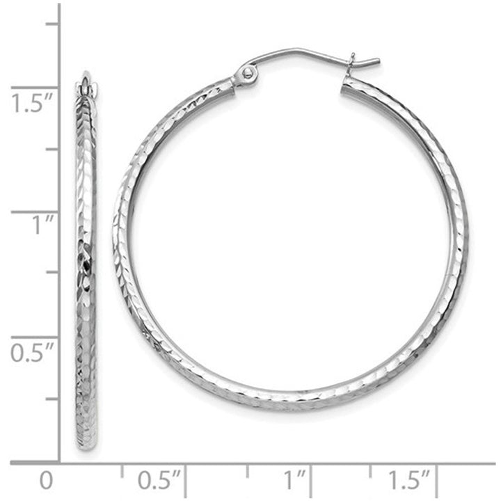 14K White Gold Medium Diamond-Cut Hoop Earrings 1 1/4 Inch (2.00 mm) Image 3