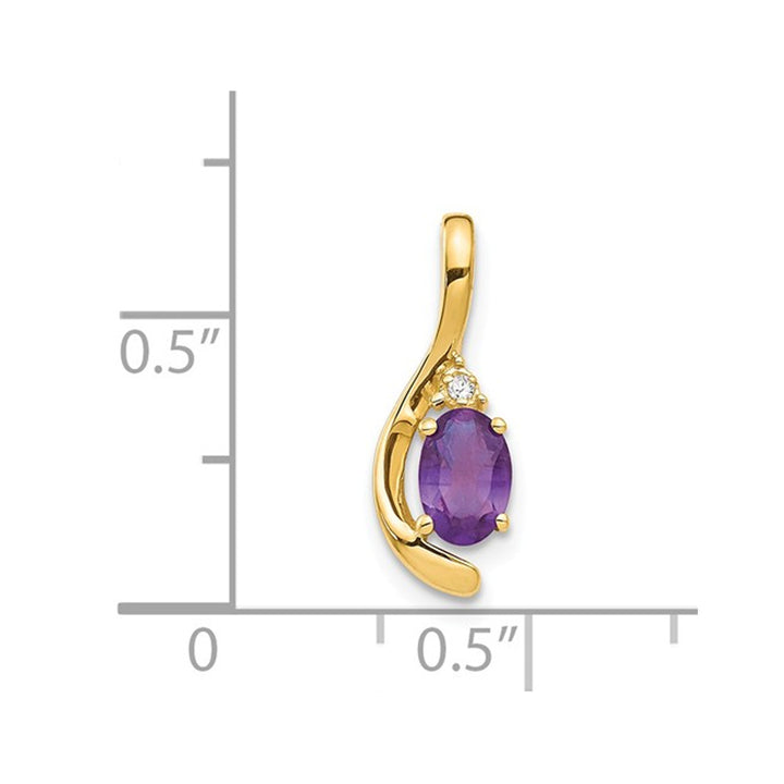 2/5 Carat (ctw) Amethyst Solitaire Pendant Necklace in 14K Yellow Gold with Chain Image 3