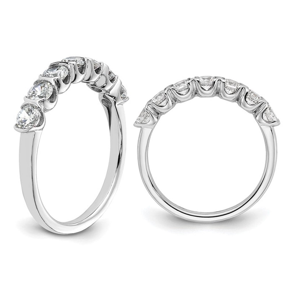 1.00 Carat (ctw) Seven-Stone Diamond Anniversary Wedding Band Ring in 14K White Gold Image 4