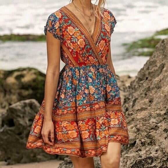 Allover Floral Print V-Neck Ruffle Hem Dress Image 4