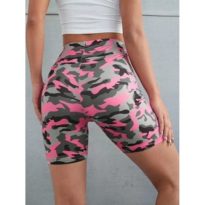 Camo High Waist Biker Shorts Image 2