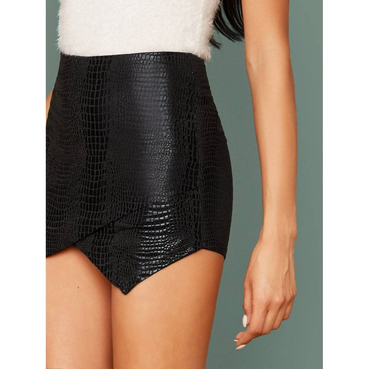 Faux Croc Leather Zip-Up Skorts Image 4