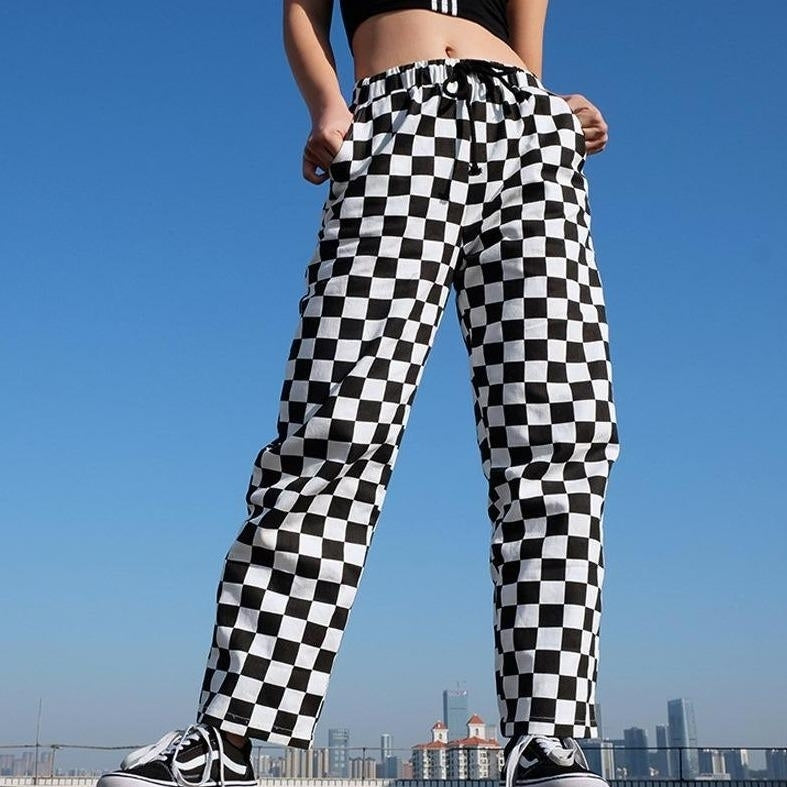Womens Black And White Checkerboard Pattern Contrast Color Slimming Casual Pants Womens Wide-leg Pants Image 1