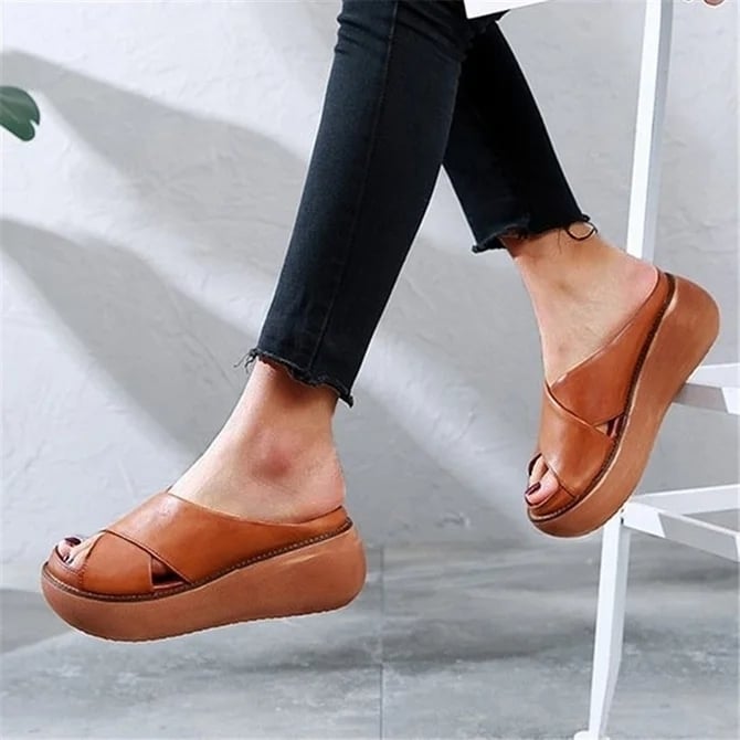 Platform Open Toe Comfy Casual Slide Sandals in 4 Color Choices Image 1