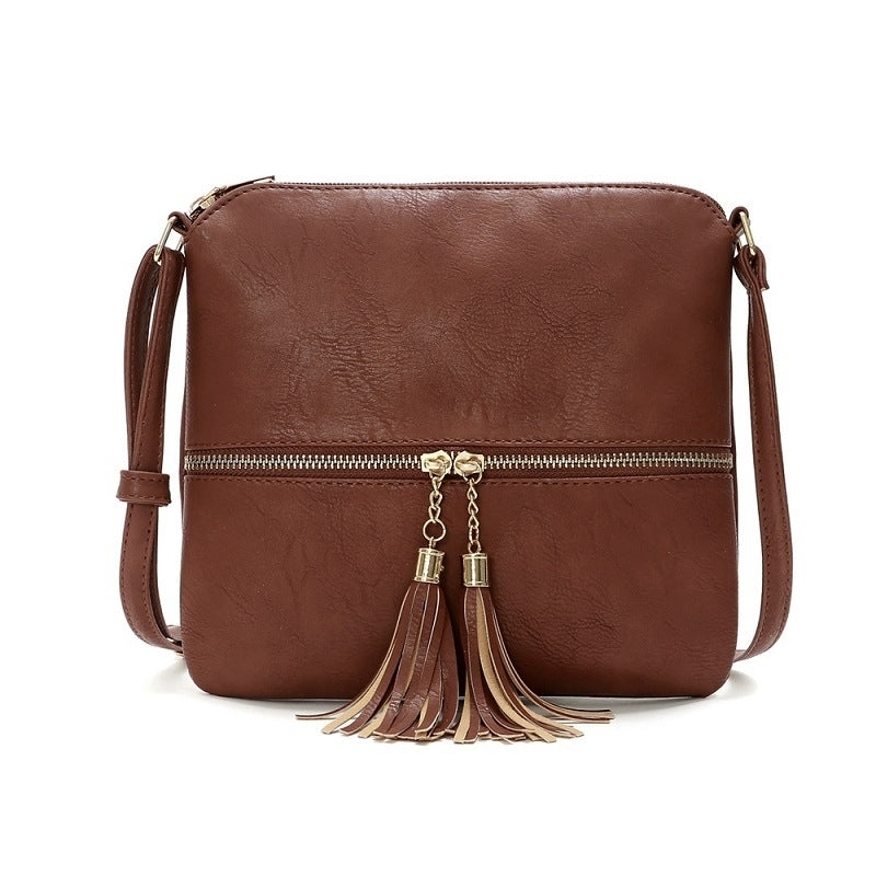 Double Fringe Zipper Diagonal Shoulder Bag Image 4