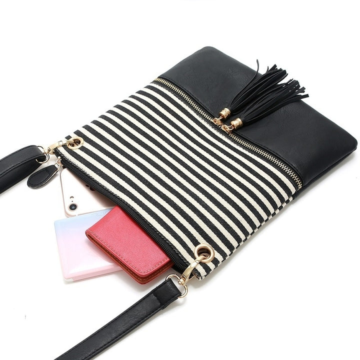 Contrasting Pu Simple Tassel Small Square Bag Image 4