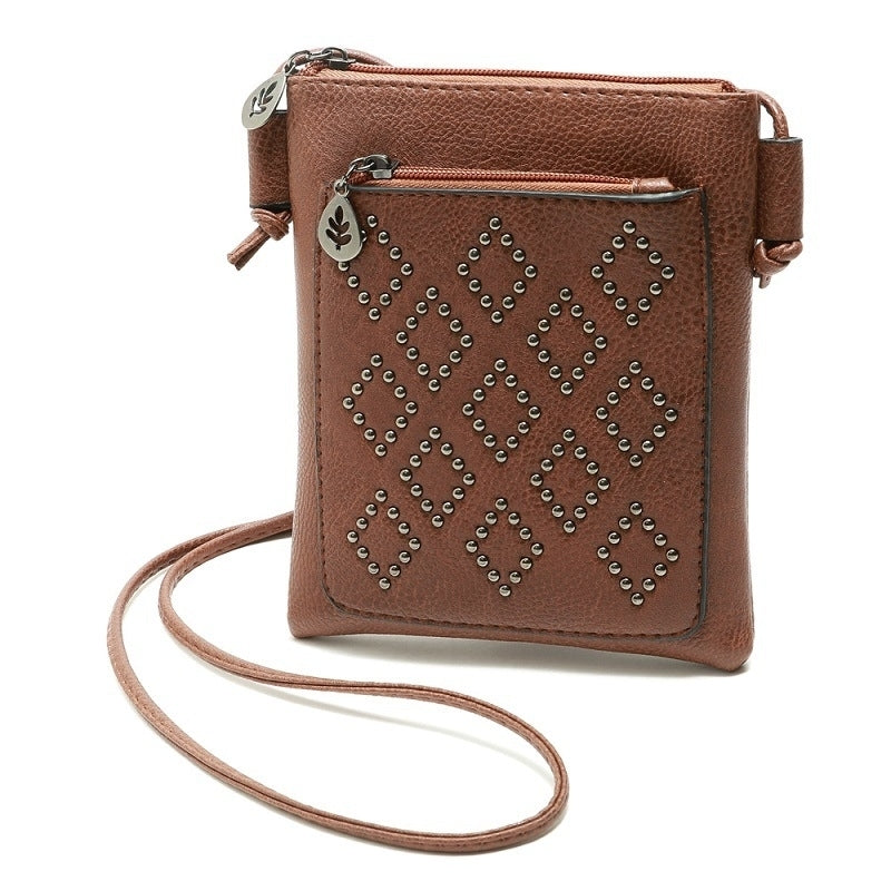 Simple Wicker Phone Bag Women Image 9