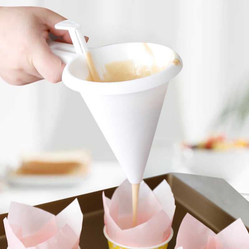 Cream Portion Funnel Handheld Baking Tool Image 1