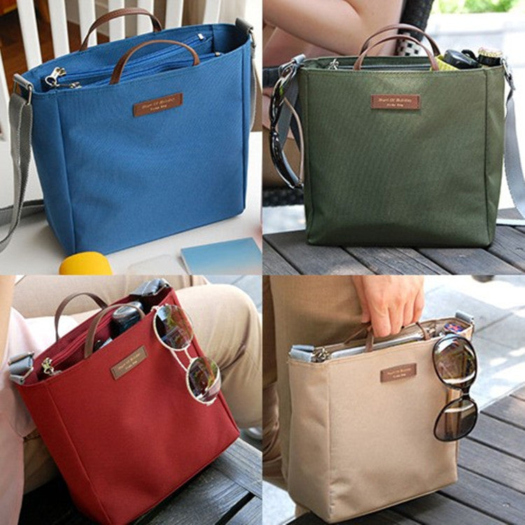 Lightweight Multi-compartment Shoulder Bag Can Be Carried Image 1