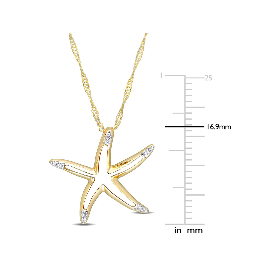 10K Yellow Gold StarFish Charm Pendant Necklace with Chain Image 2