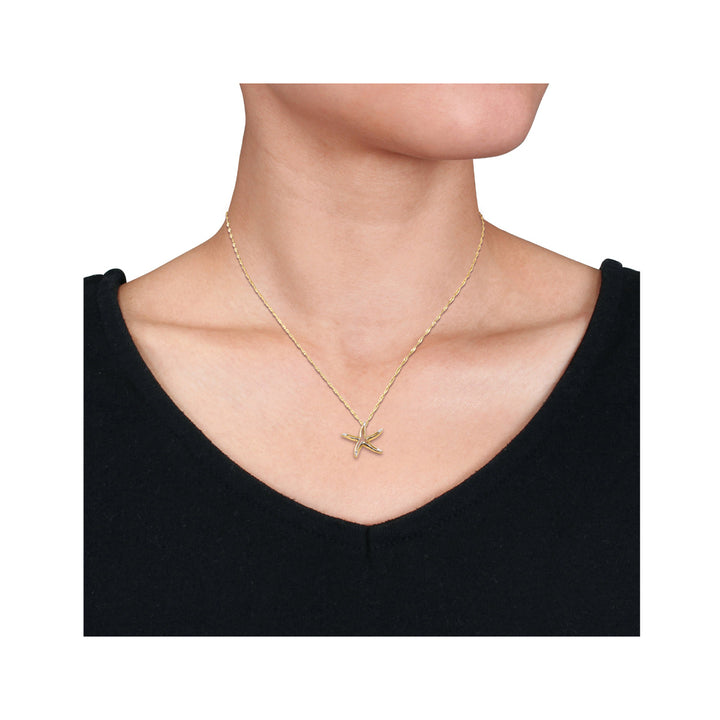 10K Yellow Gold StarFish Charm Pendant Necklace with Chain Image 3