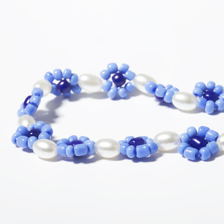 Daisy Flower Beaded Pearl Choker Necklace Image 8