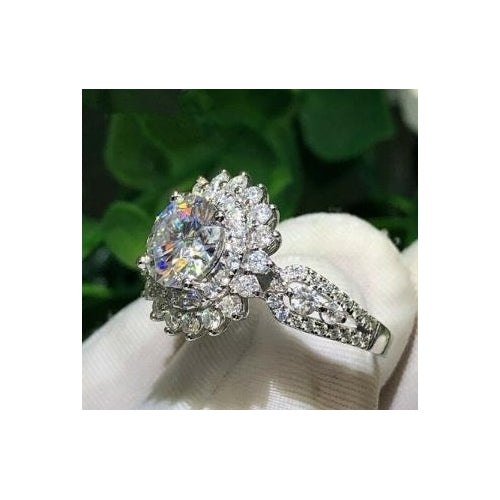 Luxury womens wedding ring Image 3