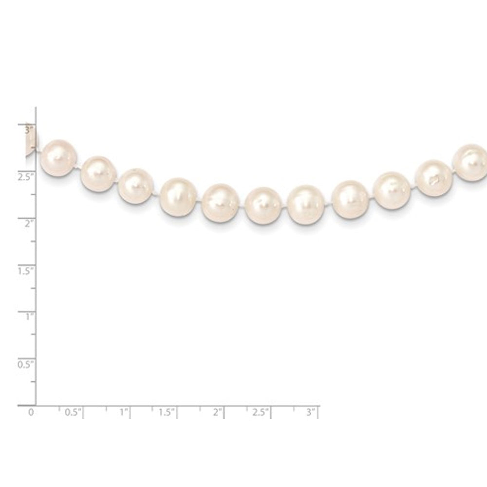 14K Yellow Gold 9-10mm White Freshwater Cultured Pearl Necklace (18 Inches) Image 2