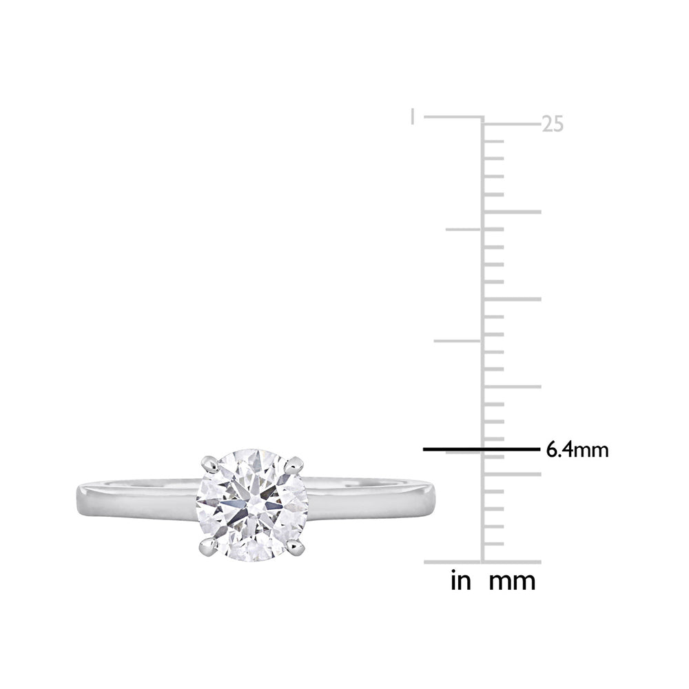 1.00 Carat (ctw) Diamondd Solitaire Engagement Ring in Platinum Image 2
