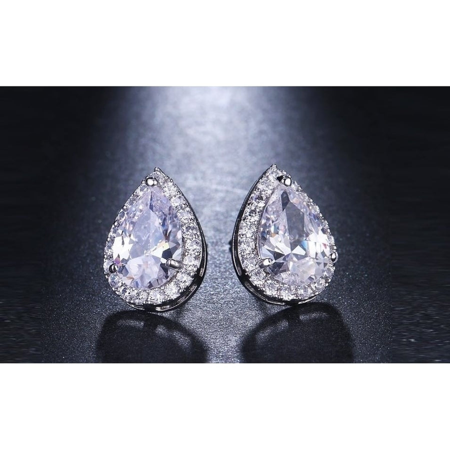 Swarovski Teardrop Cut Halo Stud Earrings 18K White Gold Plated Crystals Image 1