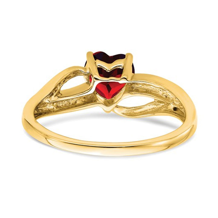 3/4 Carat (ctw) Lab Created Heart Ruby Ring in 14K Yellow Gold Image 4