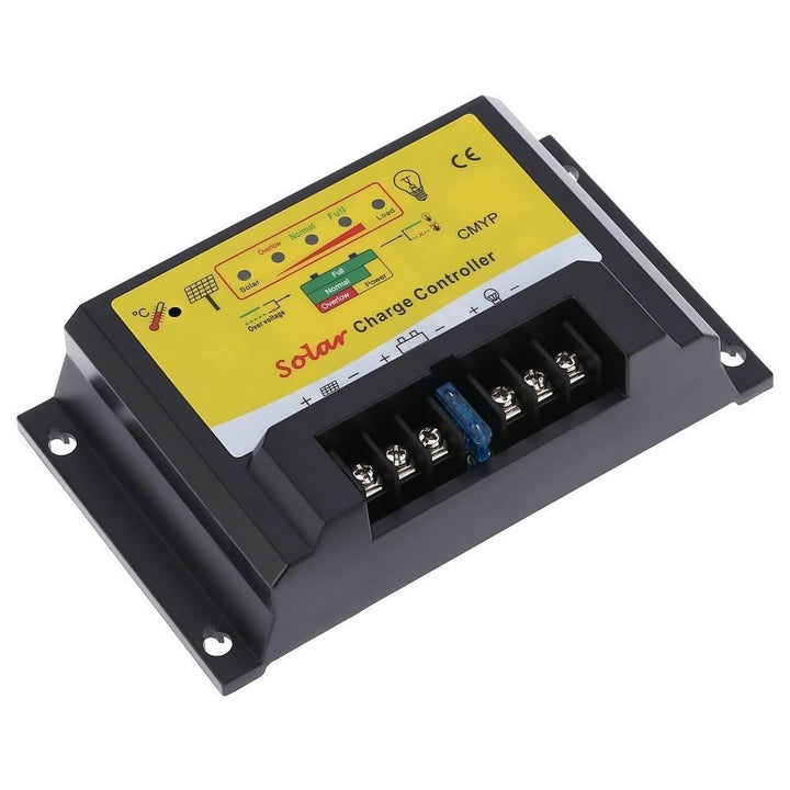 Automatic Intelligent Solar Charge Controller PWM Charging Panel Battery Regulator Image 1