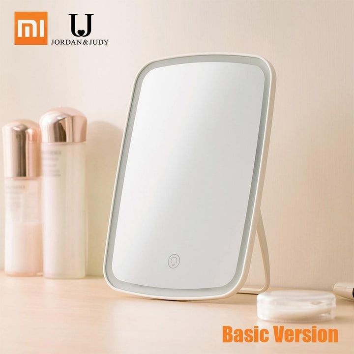 LED Makeup Mirror with Light Touch Switch Control Natural Portable Makeup Led Light Dormitory Desktop Mirror 1200mAh Image 6