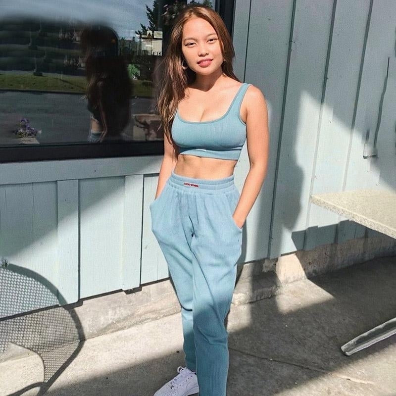 Women Tracksuit Sleeveless Tops And Sport Loose Jogger Pants Two Piece Set Image 7