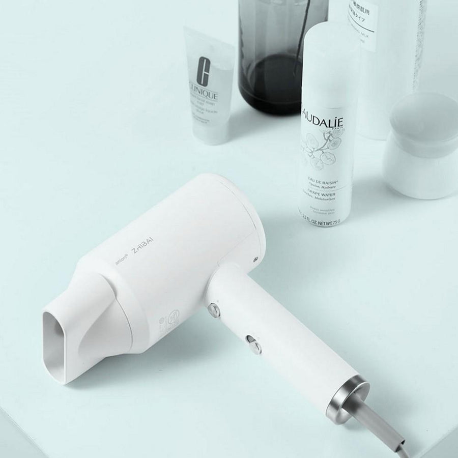 Quick-drying Hair Tools 2 Speed Temperature Blow Dryer for Home Travel Portable 220V Image 1