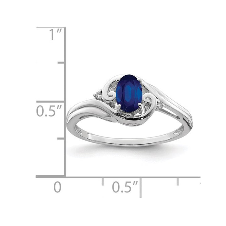 2/5 Carat (ctw) Natural Sapphire Ring in Sterling Silver Image 2