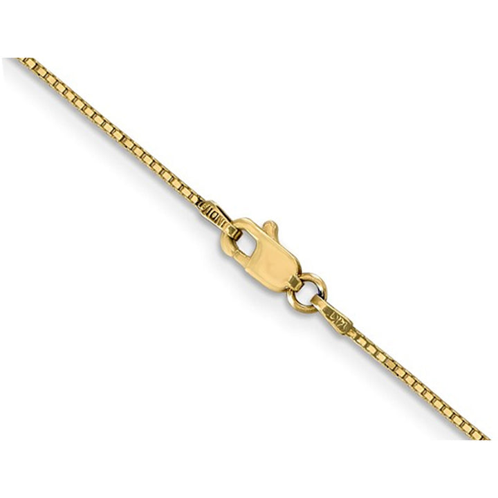 14K Yellow Gold Box Chain Necklace in 24 Inches (0.90mm) Image 4