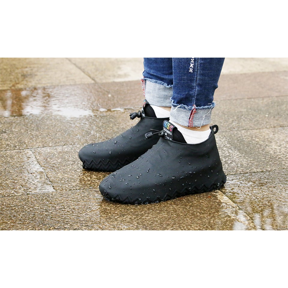 EI Contente Eira Waterproof Silicone Shoe Covers - Black S Image 2