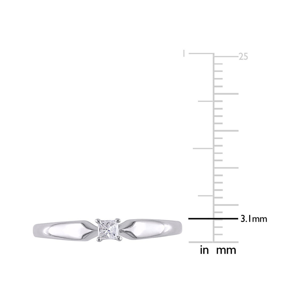 1/10 Carat (ctw I-J I1-I2) Diamond Solitaire Promise Ring in Sterling Silver Image 2